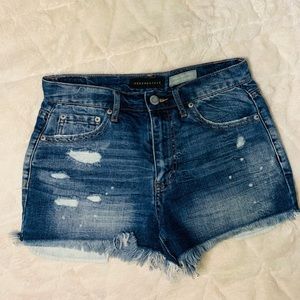 High waisted aero cheeky shorts